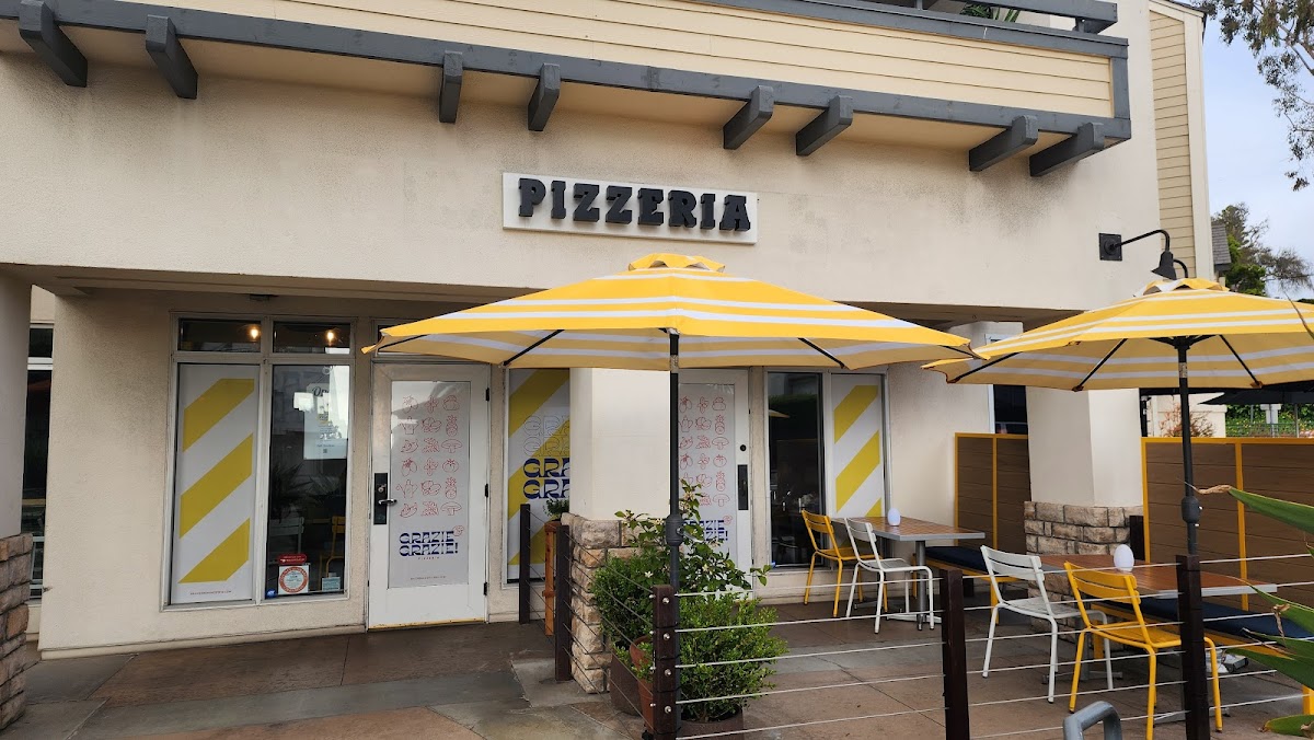 Gina's Pizza